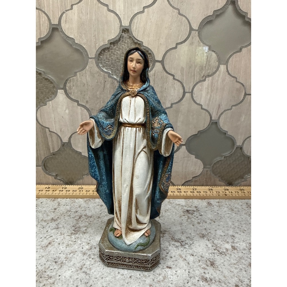 Enesco The Vatican Observatory Our Lady of Grace Statue 8 Inch Figurine 4029302